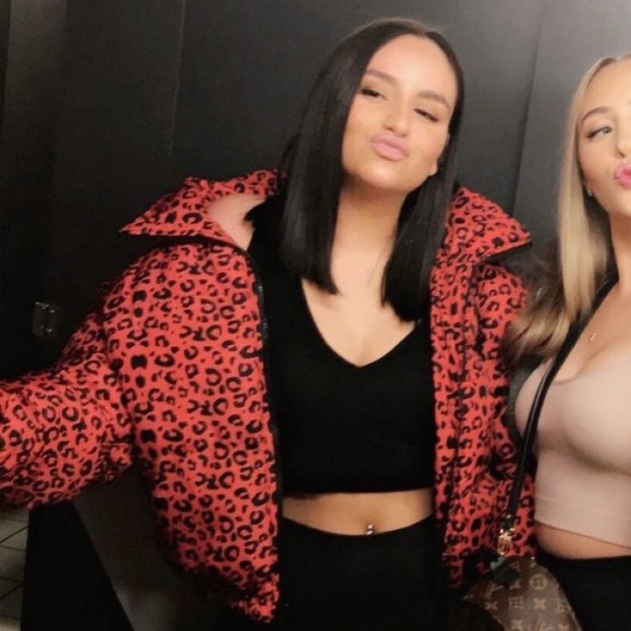 Puffer Jacket - Picture 2 of 4